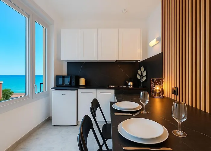 On Sea Front Apartmán