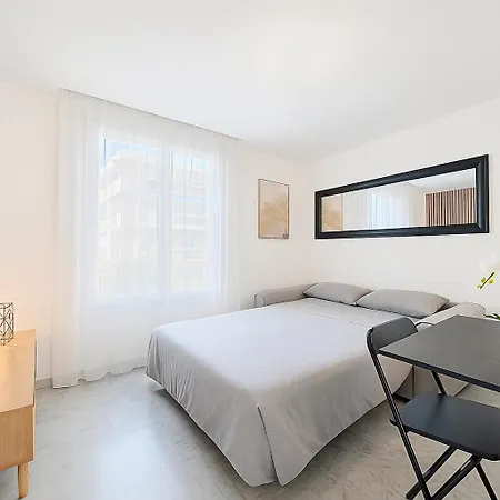 On Sea Front 滨海卡涅